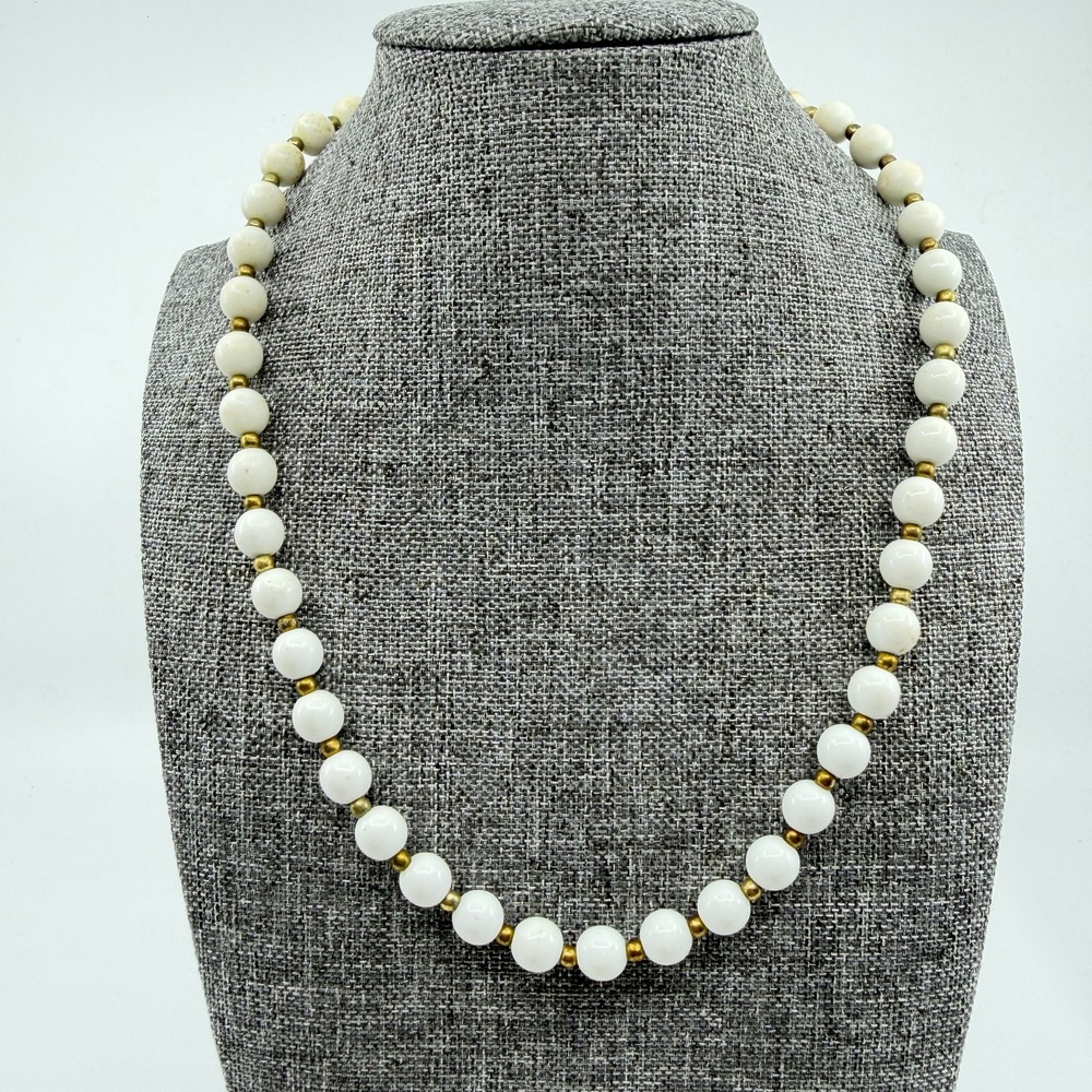 White Round Bead Gold Tone Spacer Single Strand Necklace Lobster Clasp Boho